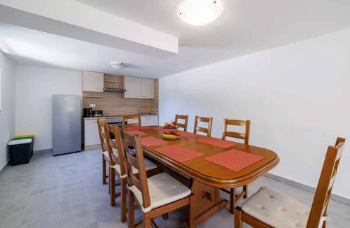 Tribalj House | Holiday home with pool and air conditioning