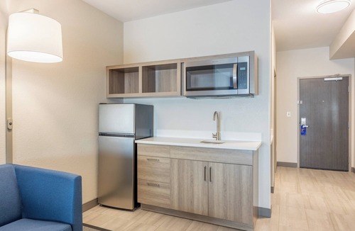 Polaris Hotel | Holiday Inn Express Hotels & Suites Columbus-Polaris Parkway by IHG