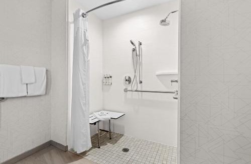 Washington Court House Hotel | Holiday Inn Express Washington Court House by IHG