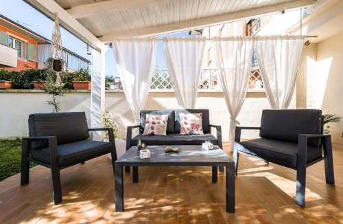 Capannoli Apartment | Hostly - Giusy Garden Suite - Only for Holidays