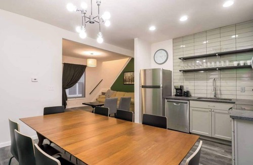 West Columbus House | Housepitality - The Mint Julep House