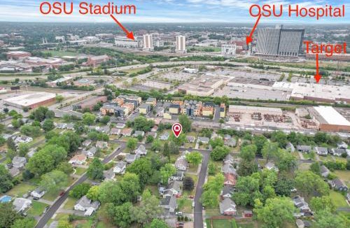 Grandview Heights House | Housepitality - The OSU Hideaway - 4 BR 5 min from OSU Grandview