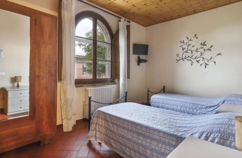 Cascine-La Croce House | Il Rustico by Interhome