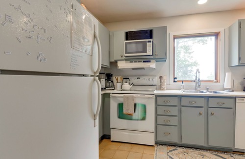 Warren House | Indoor Hot Tub: Sugarbush Retreat on Lincoln Peak