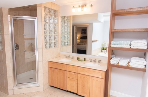 Peaks Island Hotel | Inn On Peaks Island