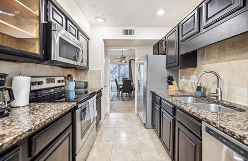 Valley Ranch House | Irving Corporate 2BR - DFW 10Min · Kitchen+W/D - I655