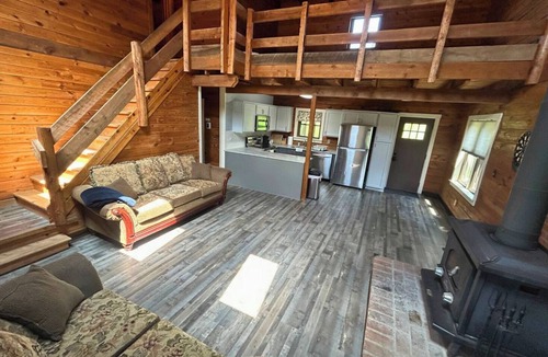 Johnstown House | Johnstown Gem! Spacious Wood Home & Beautiful Farm - Amazing for Families & Work