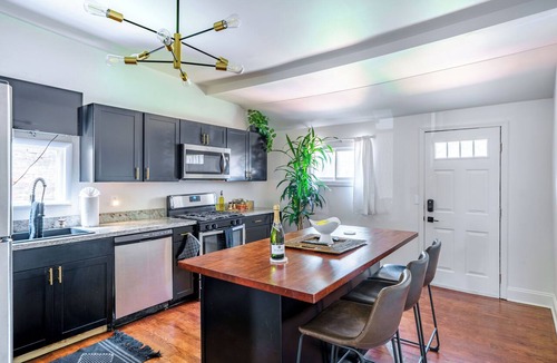 Italian Village House | Jungle House Urban Lofts – Arena District & Short North