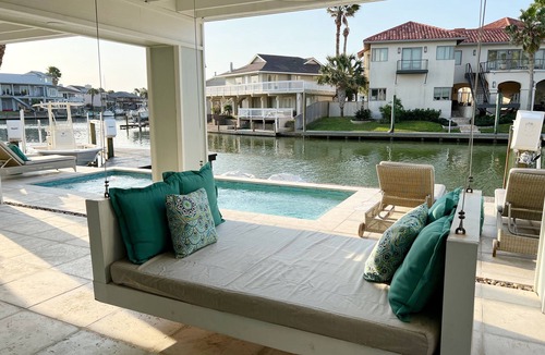 Key Allegro House | Just renovated! Premier location - 6 bedrooms, amazing views, wide canal, POOL!