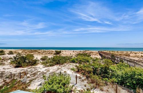Fenwick Island House | Kings Grant - 40097 E Oceanside Unit 21