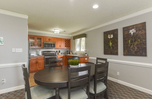 Kingsmill Condo | Kingsmill Resort Master Suite - Sleeps 4 - Great Monthly