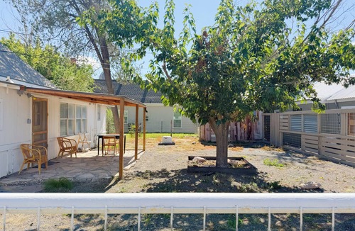 Marfa House | La Paloma: Charming 3 Bedroom in the heart of Marfa!