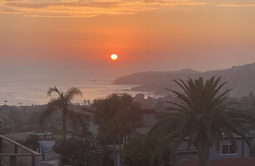 Diamond Crestview House | Laguna Beach Victorian House with Ocean View monthly Rental