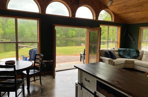 White Plains House | Lake House on private stocked lake with miles of trails and Horses!