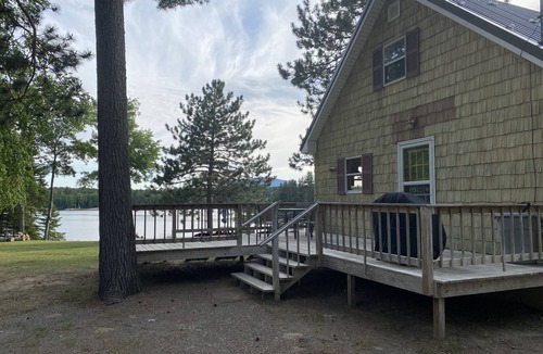 Franklin County House | Lakefront Cabin/Ski Mountains/Snowmobile/Fish/Hike/Scenic Views