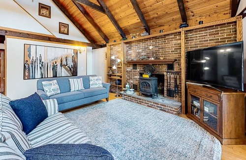 Lake Arrowhead House | Lakefront home with amazing views, 2 kayaks, firepit & 45 feet of lake frontage