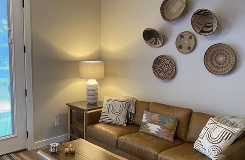 Burnet House | LAKES ARE FULL ~ GET AWAY & COME GLAMP W US ~ HILL COUNTRY, LAKE VIEWS & SPA !