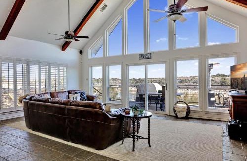 Spicewood House | Lakeshore Haven Pet Friendly Boat Dock
