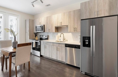 Fort Worth Apartment | Landing | Amazing Studio in Bricktown