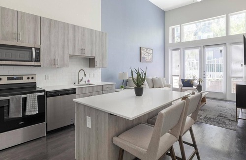 Fort Worth Apartment | Landing | Beautiful 1BD in Bricktown