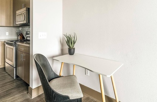 Memorial Apartment | Landing | Beautiful 1BD, Gym