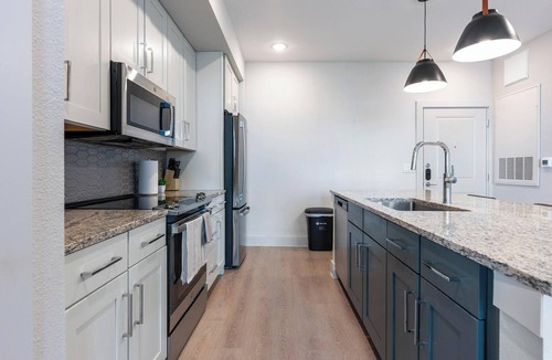 San Marcos Apartment | Landing | Beautiful 2BD, Pool, Yoga Studio