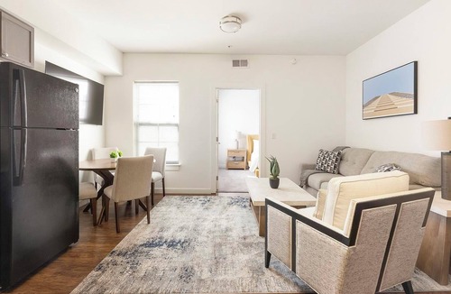 Church Hill Apartment | Landing | Modern 2BD, Rooftop Lounge, Clubhouse