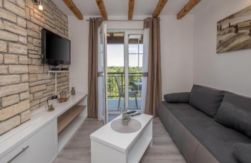 Kaldanija House | LAVANDA house with apartments