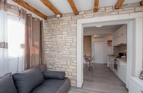 Kaldanija House | LAVANDA house with apartments