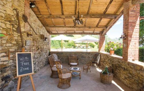 Saturnana House | Linda