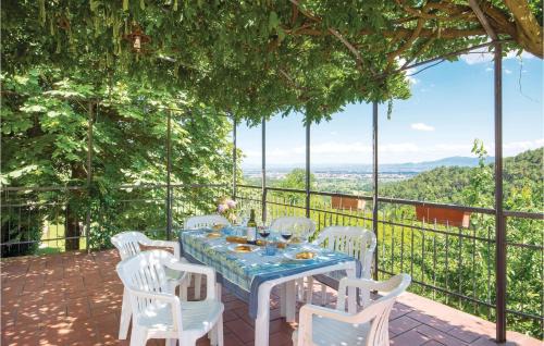 Saturnana House | Linda