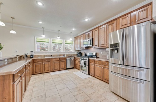 Kemp House | Luxury 90-acre 5BR Ranch near Cedar Creek