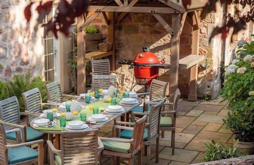 Dalkeith House | Luxury House Near Edinburgh Sleeps 10 perfect for milestone occasion