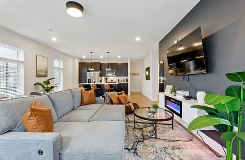 Italian Village Condo | Luxury Italian Village 4-bed-| Pool, Gym, Roof-Top