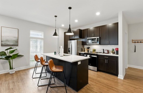 Italian Village Condo | Luxury Italian Village 4-bed-| Pool, Gym, Roof-Top