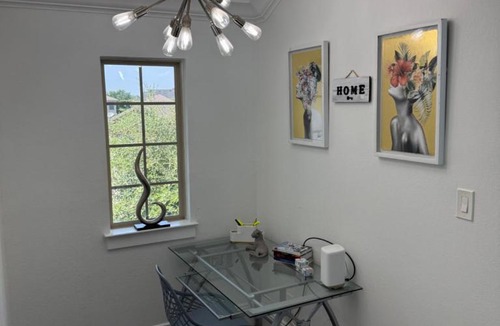 Barker House | Luxury modern home with private pool !