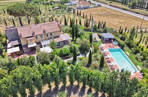 Palaia Villa | Luxury Villa in Tuscany with Pool near Pisa and Florence - Eight Bedrooms 14 pl