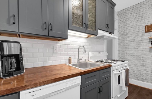 Olde Towne East Apartment | Magnolia Modern 1BR Near DT on Historic Street