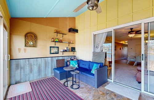 Selbyville House | Mallard Lakes townhouse w/community pool, tennis & basketball court
