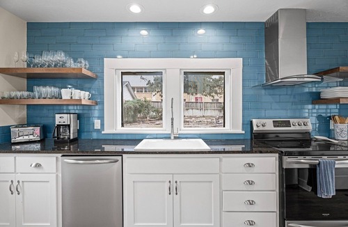 Fredericksburg House | Maple Haus Entire Property | Sleeps 18 | Great Location