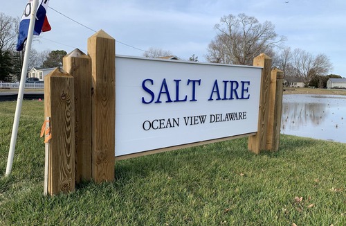 Cedar Neck House | Mermaid Salt Air Sea Cottage - Beaches, Boardwalk, and Dining!