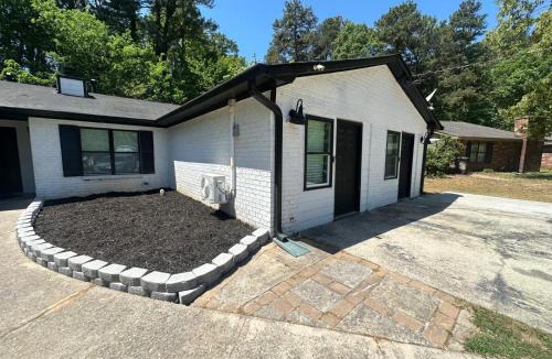 Church Street House | Mini Studio Apartment 15 mins from downtown