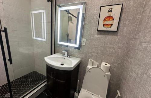 Church Street House | Mini Studio Apartment 15 mins from downtown