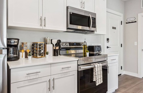 Olde Towne East Apartment | Modern 1BR/1BA Comfort in Columbus