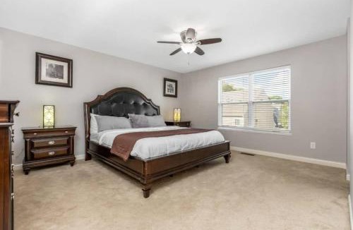 Northeast Columbus House | Modern 4BR Columbus Home Near Airport