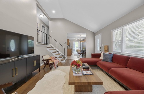 Columbus House | Modern 5 Bed, 2 Bath Home w/Outdoor Patio! Near OSU
