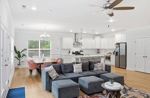 East Ocean View House | Modern Beach House 4BR/2.5BA Walk to Sand