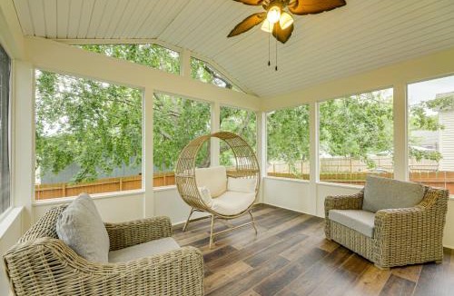 London House | Modern Comfort Near Columbus: Home w/Yard & Porch