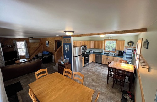 Carrabassett Valley Ski Chalet | New Listing! Cozy Chalet 10-Minute Drive to Sugarloaf, Sleeps 9
