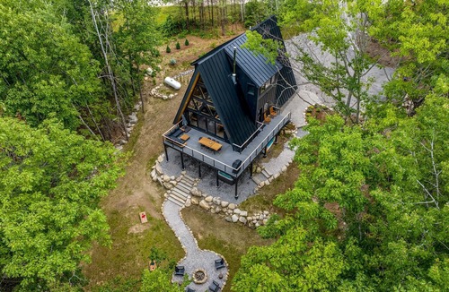 Harrison House | NEW Luxury A-Frame, Lake Access w/hot tub